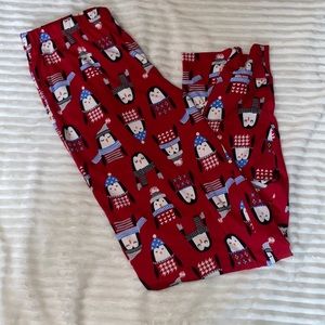 Women’s penguin pajama bottoms. Small